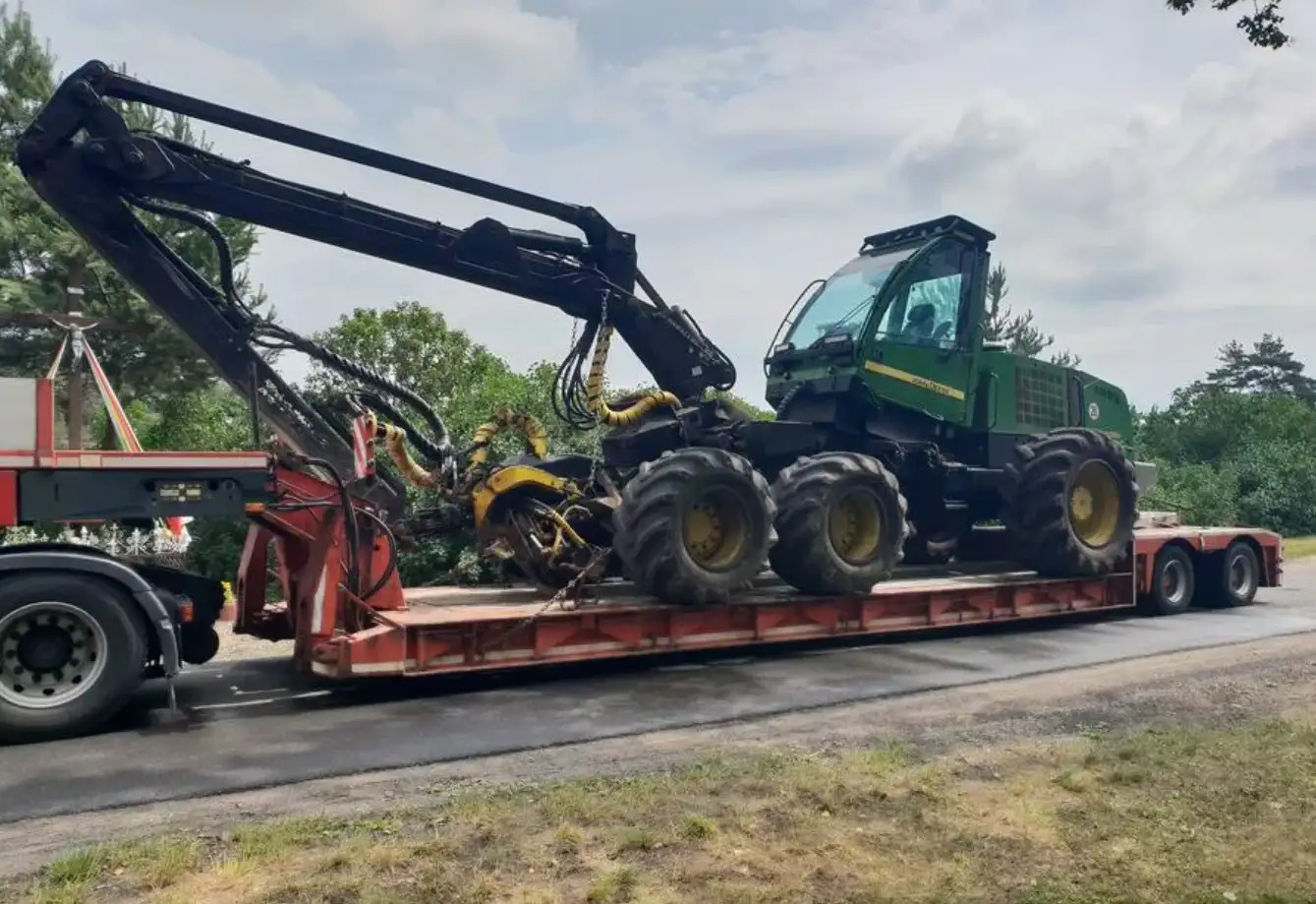 Transport maszyn leśnych